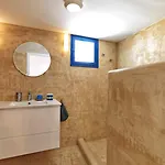 Διαμέρισμα Psathi Blue Beta *