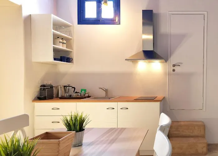 Psathi Blue Beta Kímolos